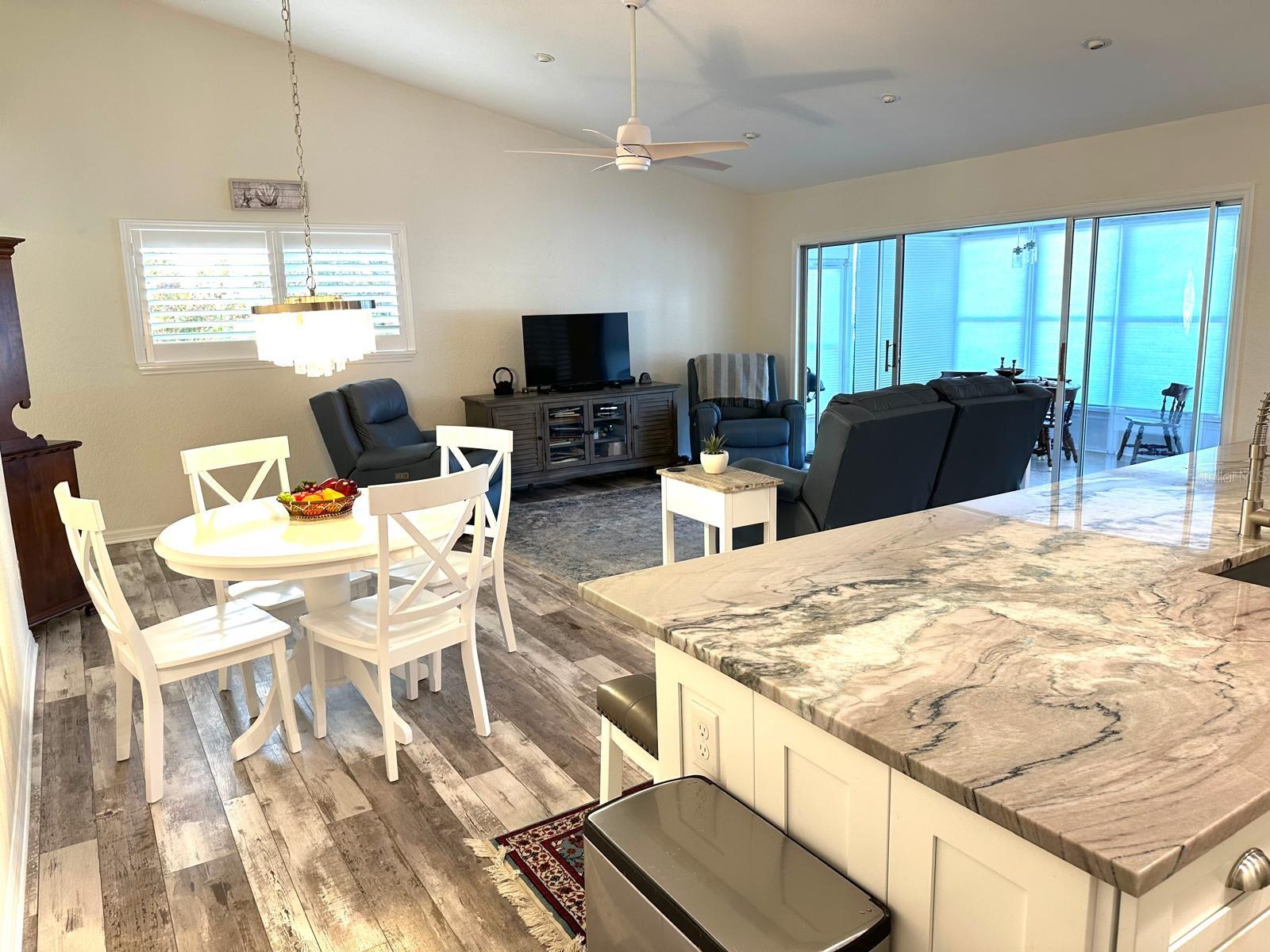 TARA CAY - Residential