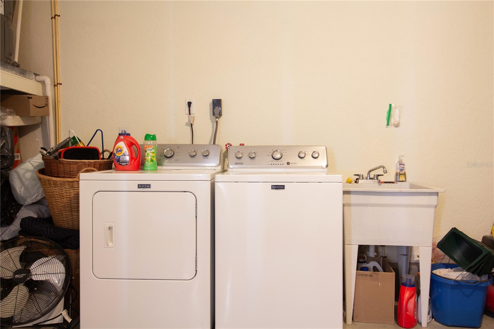 TARA CAY - Residential