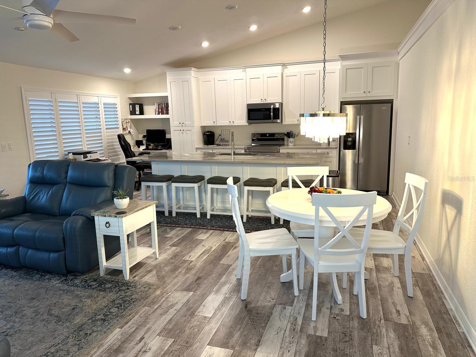 TARA CAY - Residential