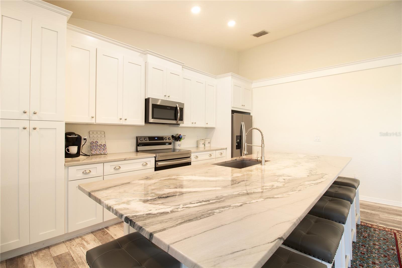 TARA CAY - Residential