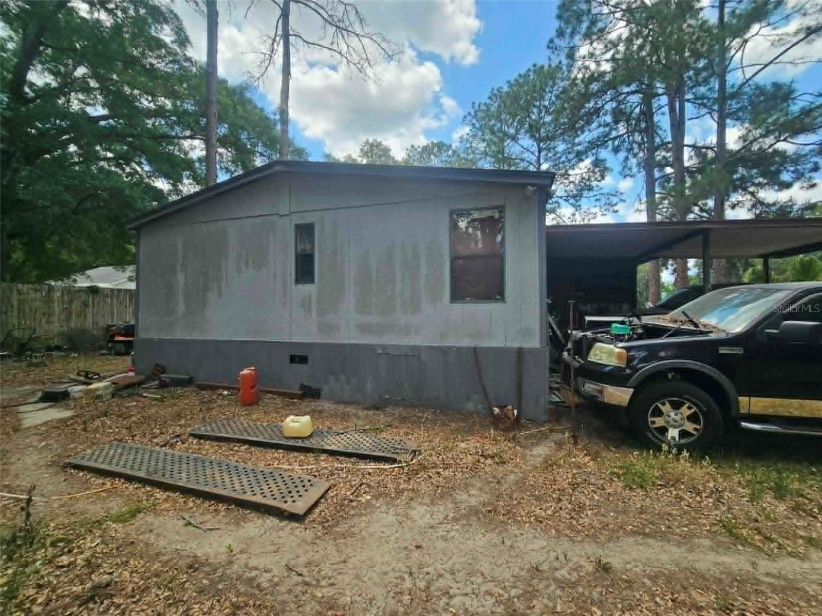 OCALA PARK RANCHETTES - Residential
