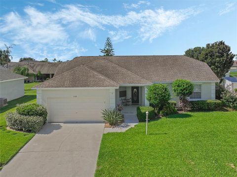 Single Family Residence in WINTER HAVEN FL 359 RUBY LAKE LOOP.jpg