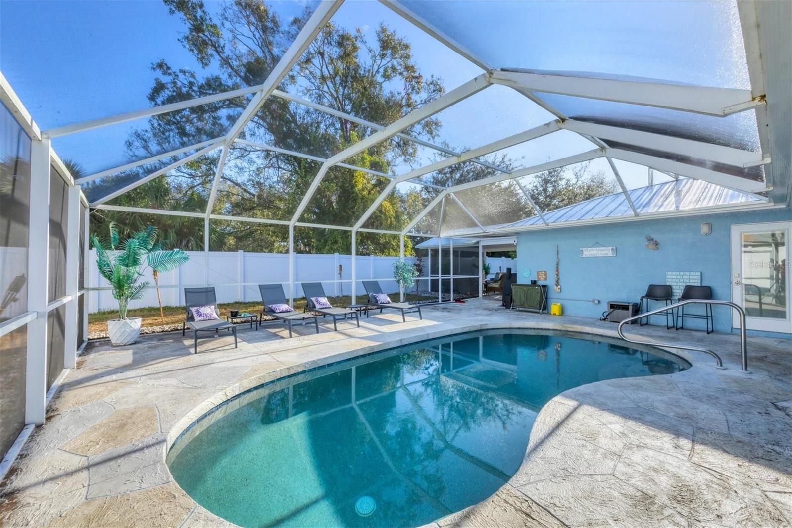 DE SOTO LAKES - Residential