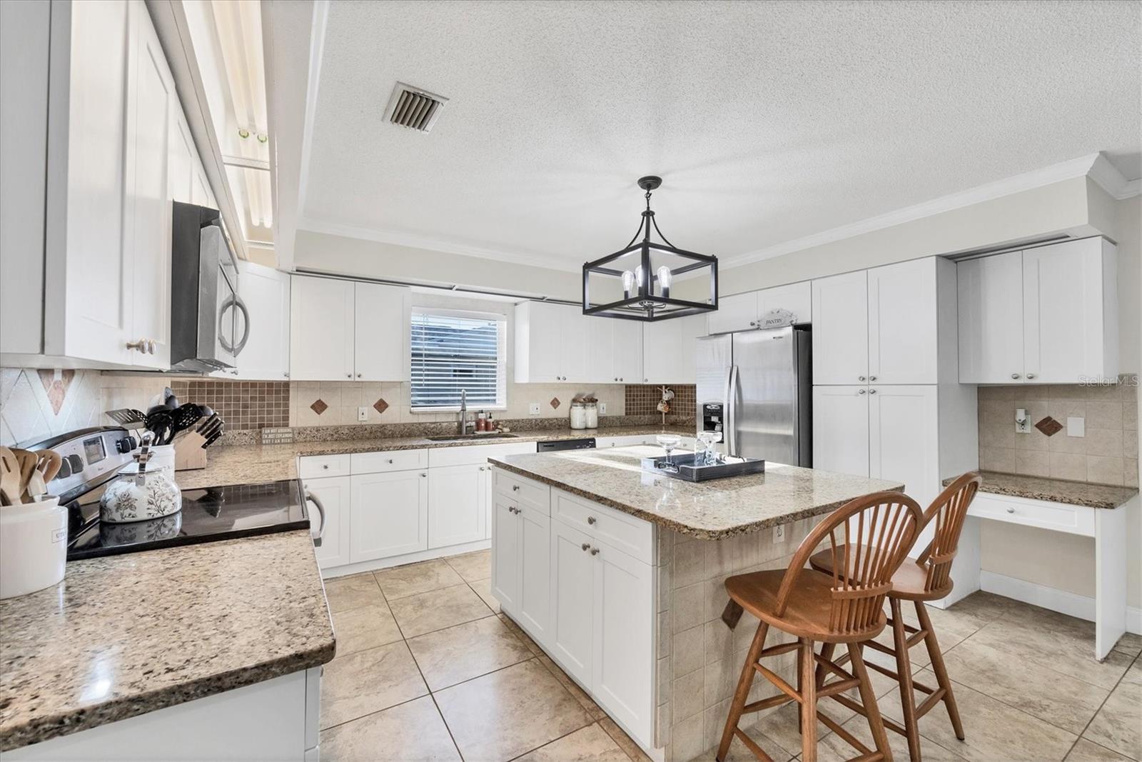 DE SOTO LAKES - Residential