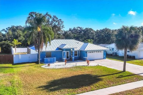 Photo of 5334 San Jose Drive, Sarasota, FL 34235 (MLS # A4677668)