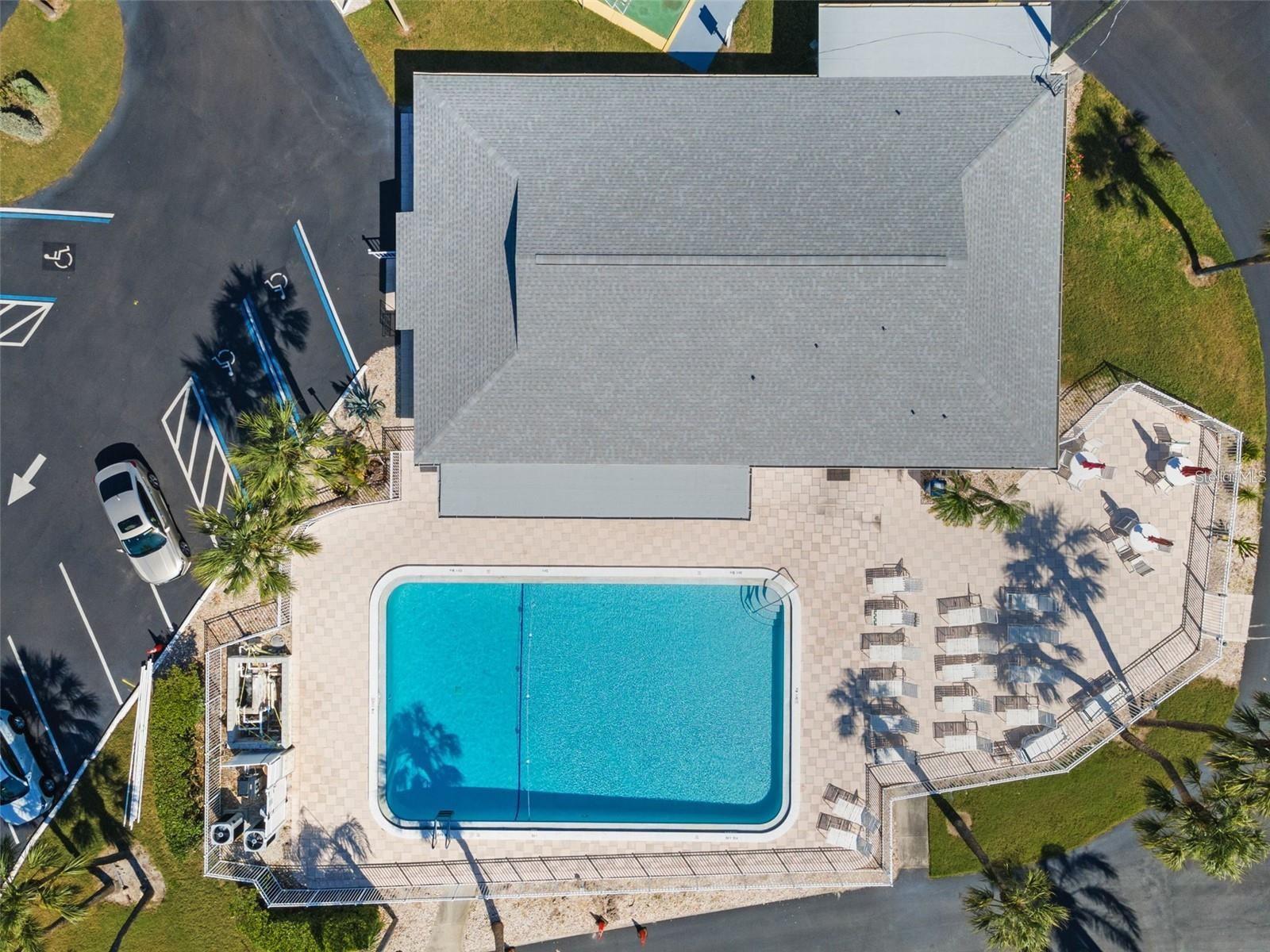 PARKWAY VILLAS - Residential