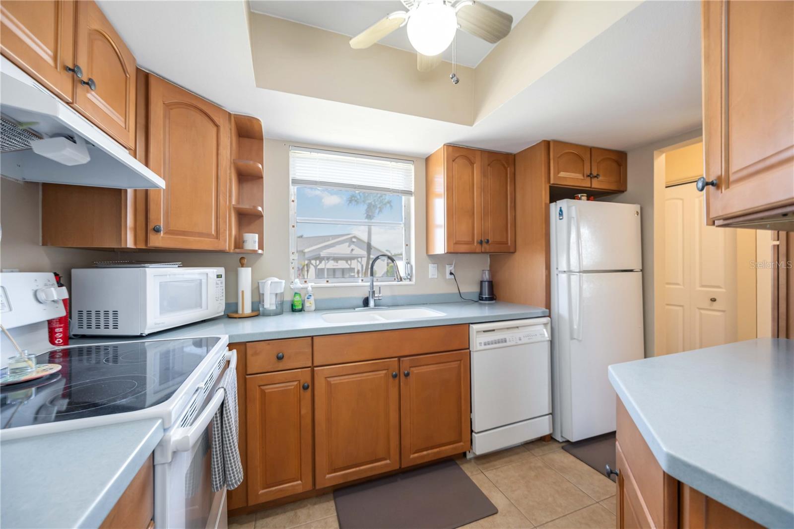 PARKWAY VILLAS - Residential