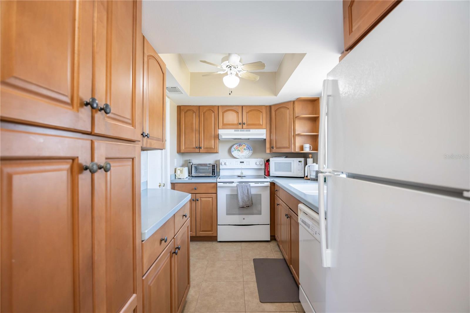 PARKWAY VILLAS - Residential