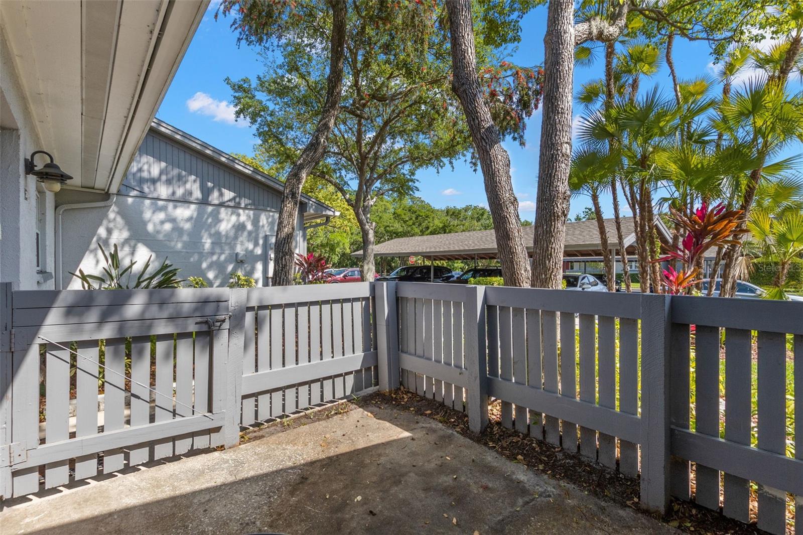 20 IRIS PLACE