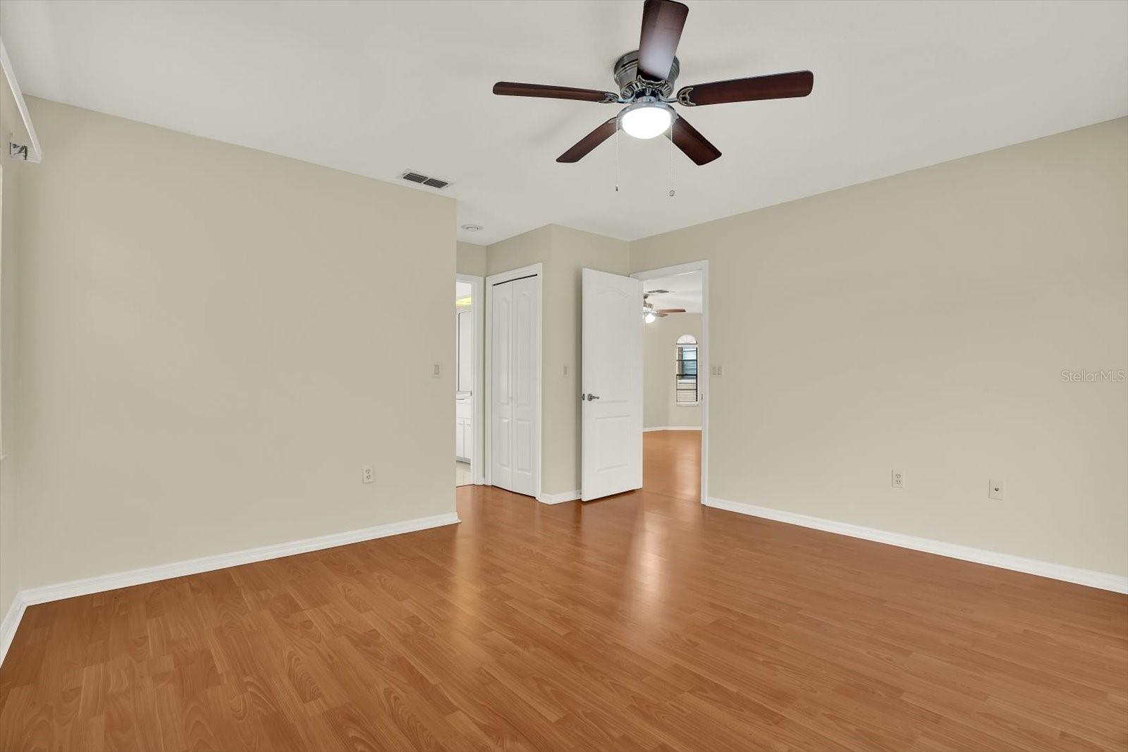 SEVEN HILLS - Residential