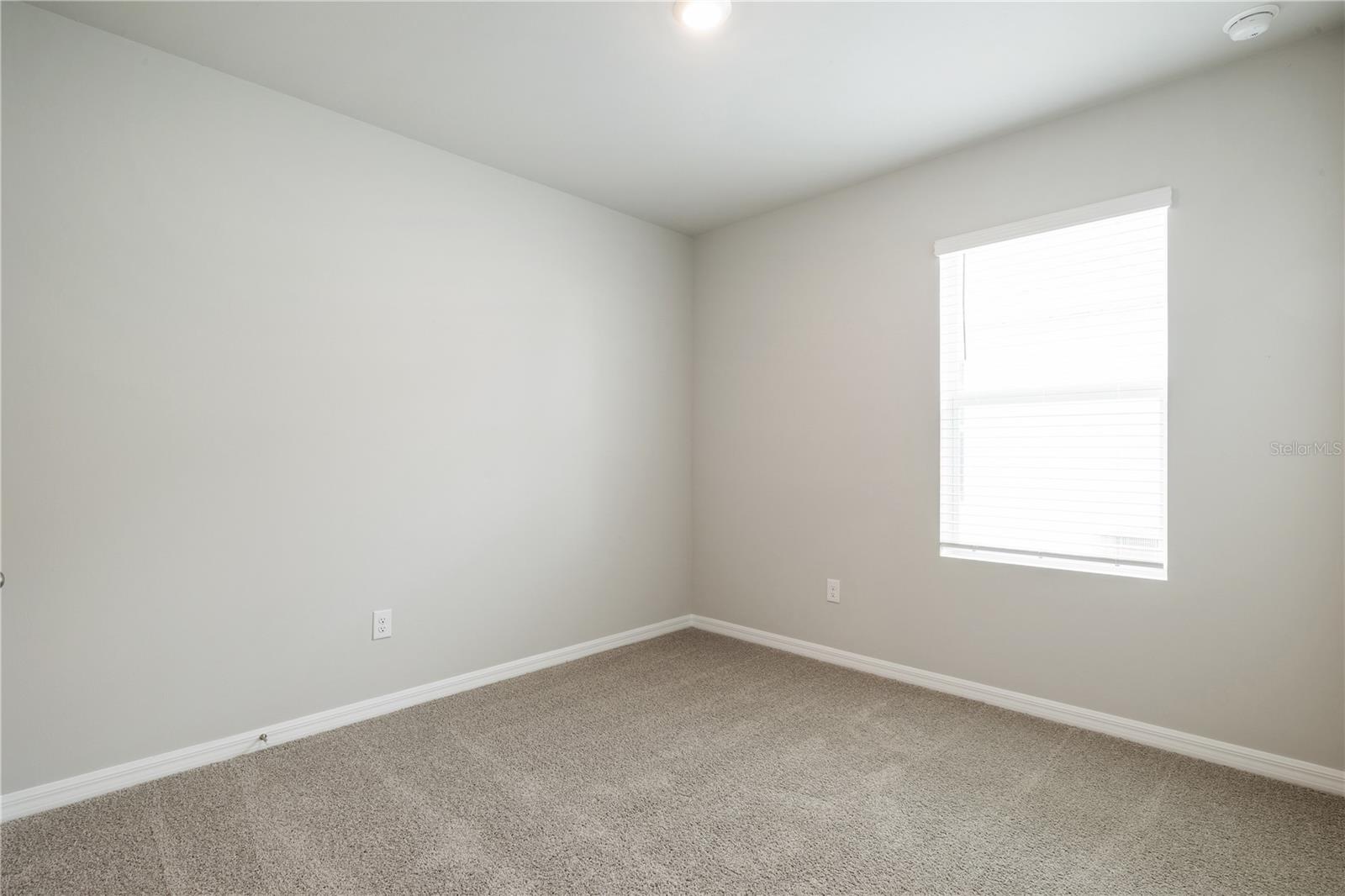 CORAL LAKES - CORAL CREEK - Residential