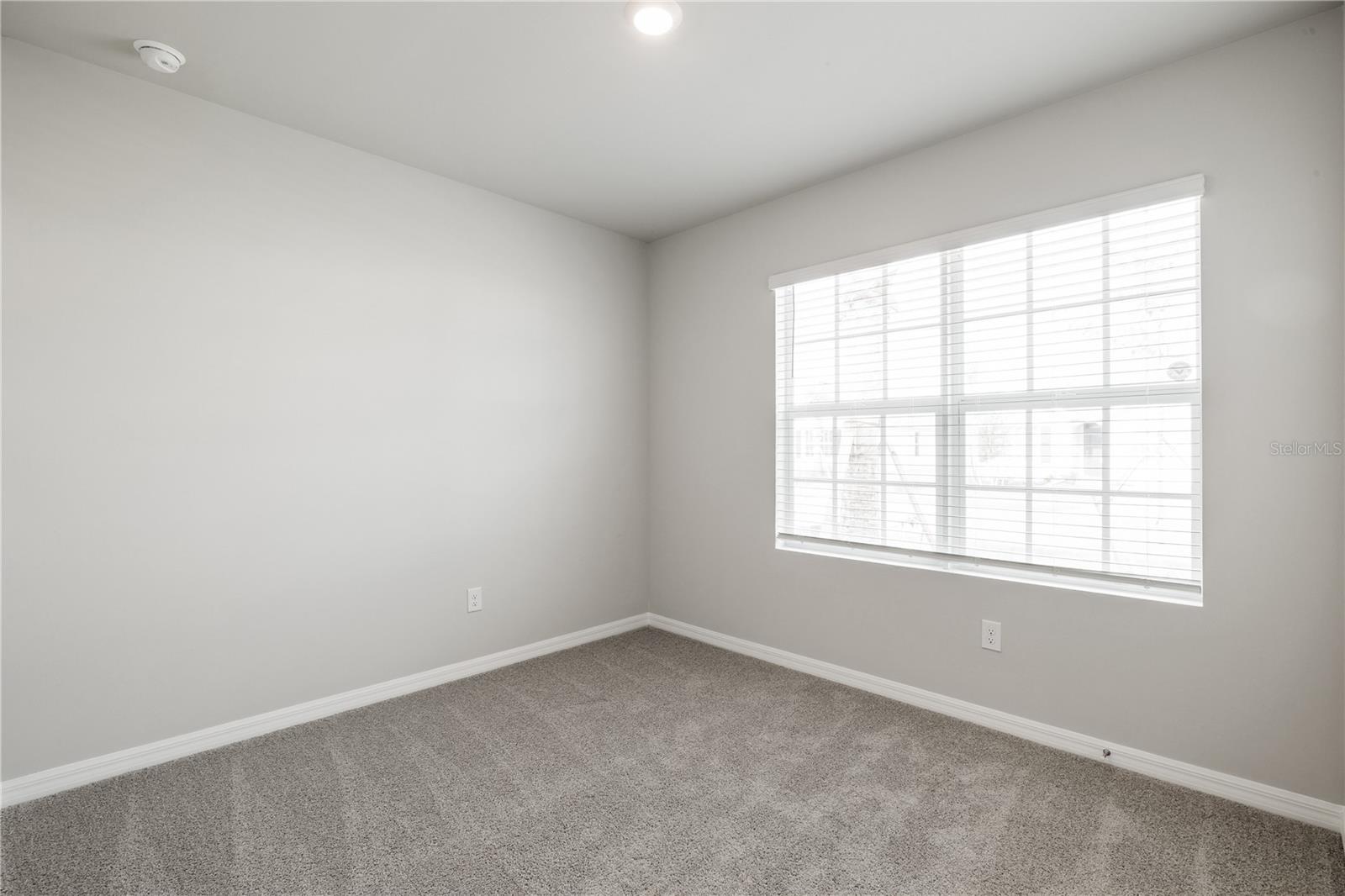 CORAL LAKES - CORAL CREEK - Residential