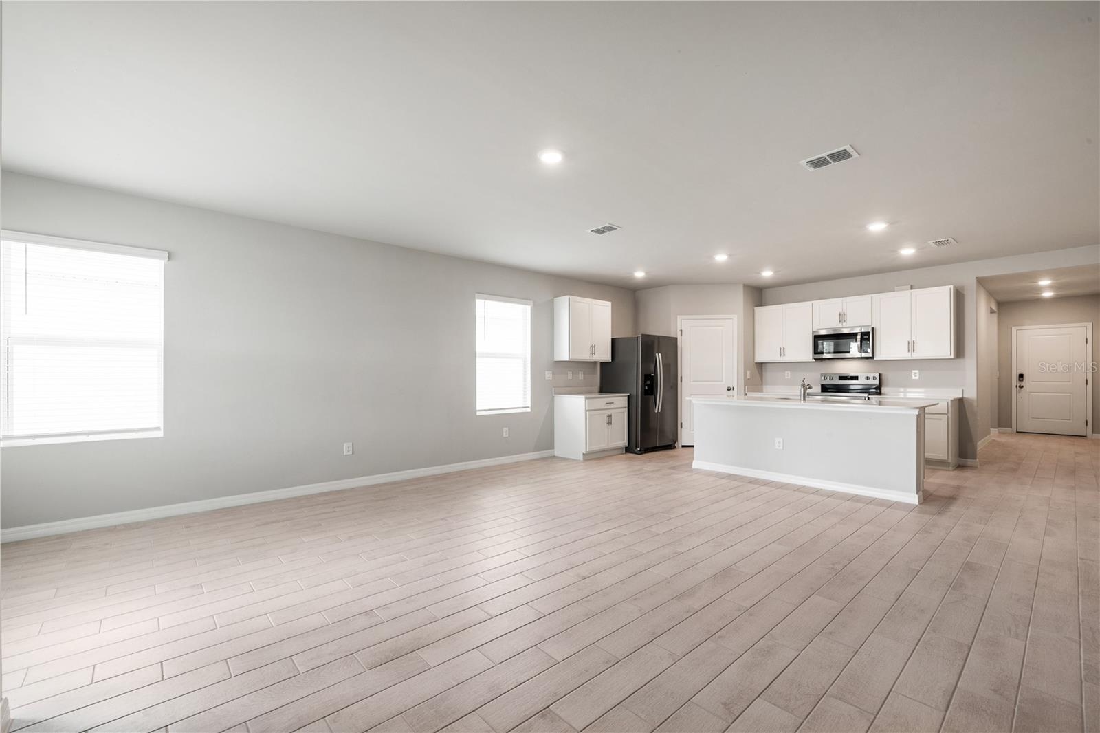 CORAL LAKES - CORAL CREEK - Residential