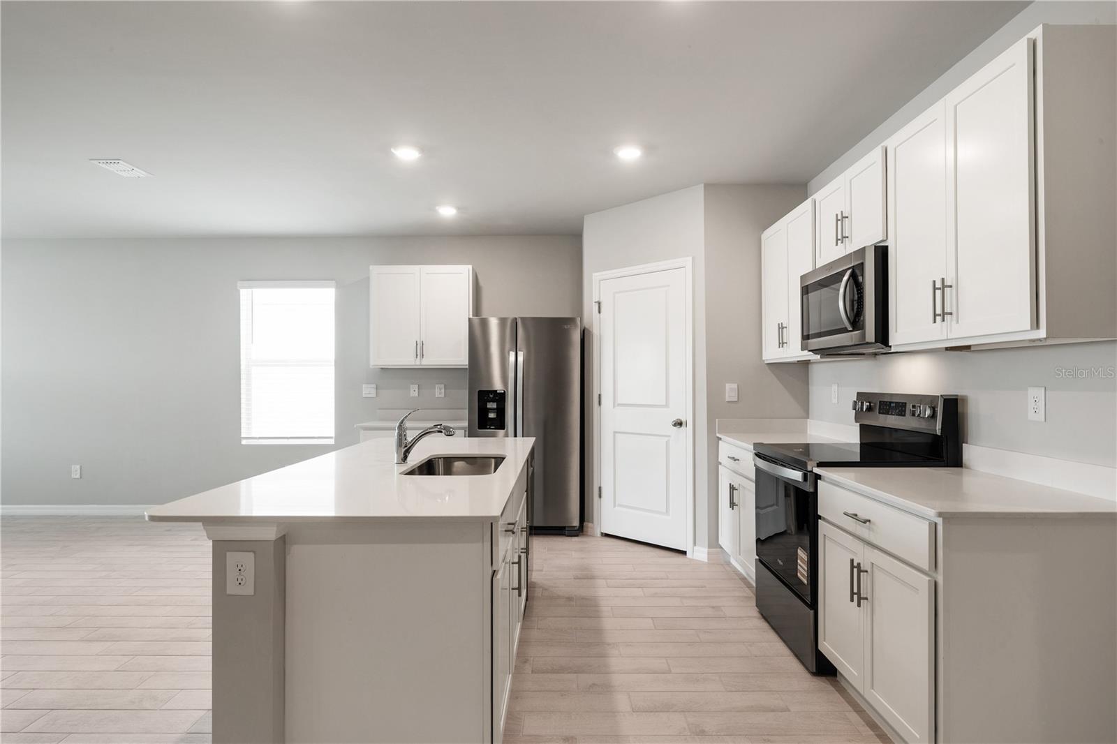 CORAL LAKES - CORAL CREEK - Residential