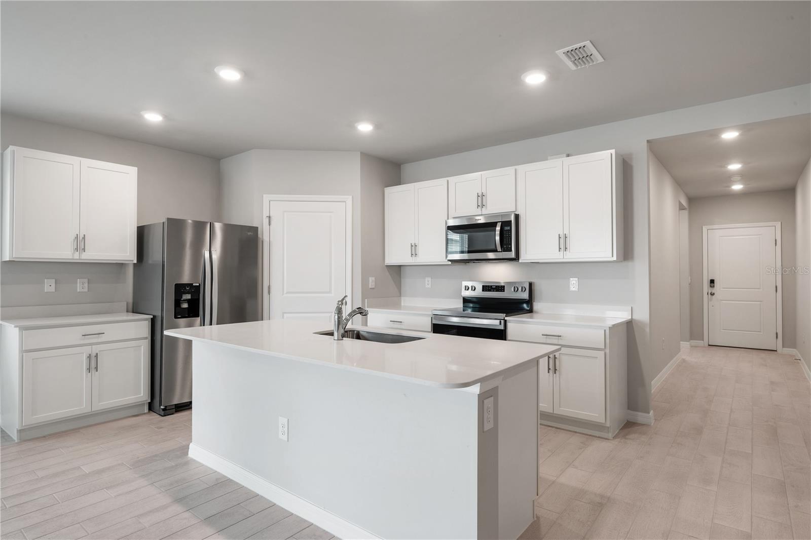 CORAL LAKES - CORAL CREEK - Residential