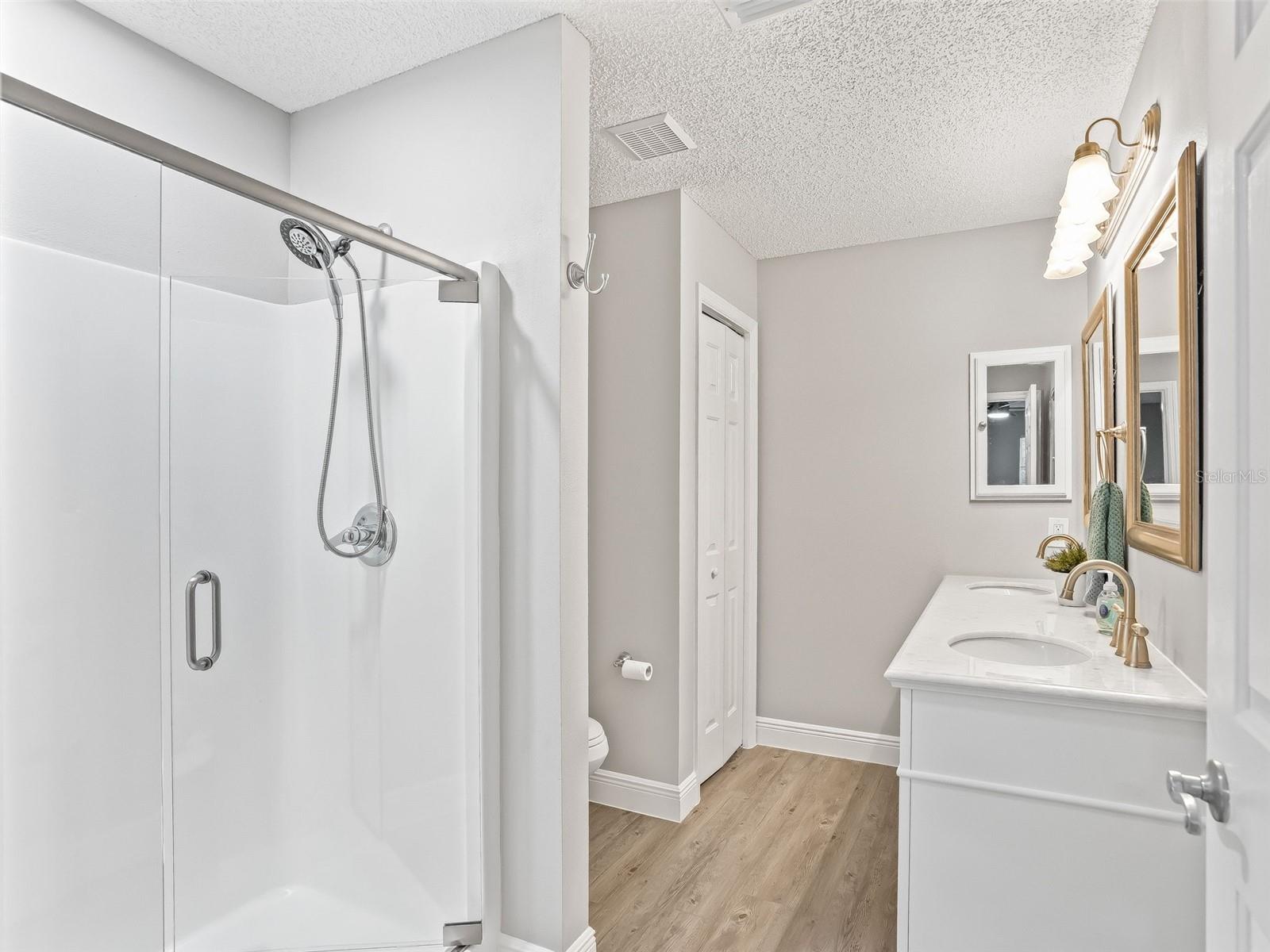 VILLAGES OF MARION - Residential