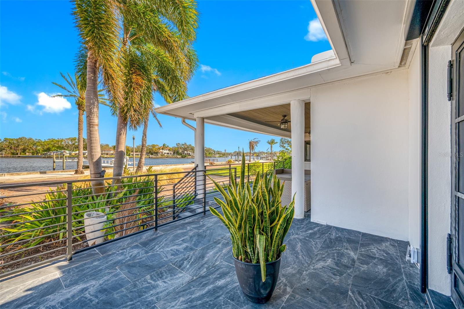 GRANADA TERRACE 2 - Residential