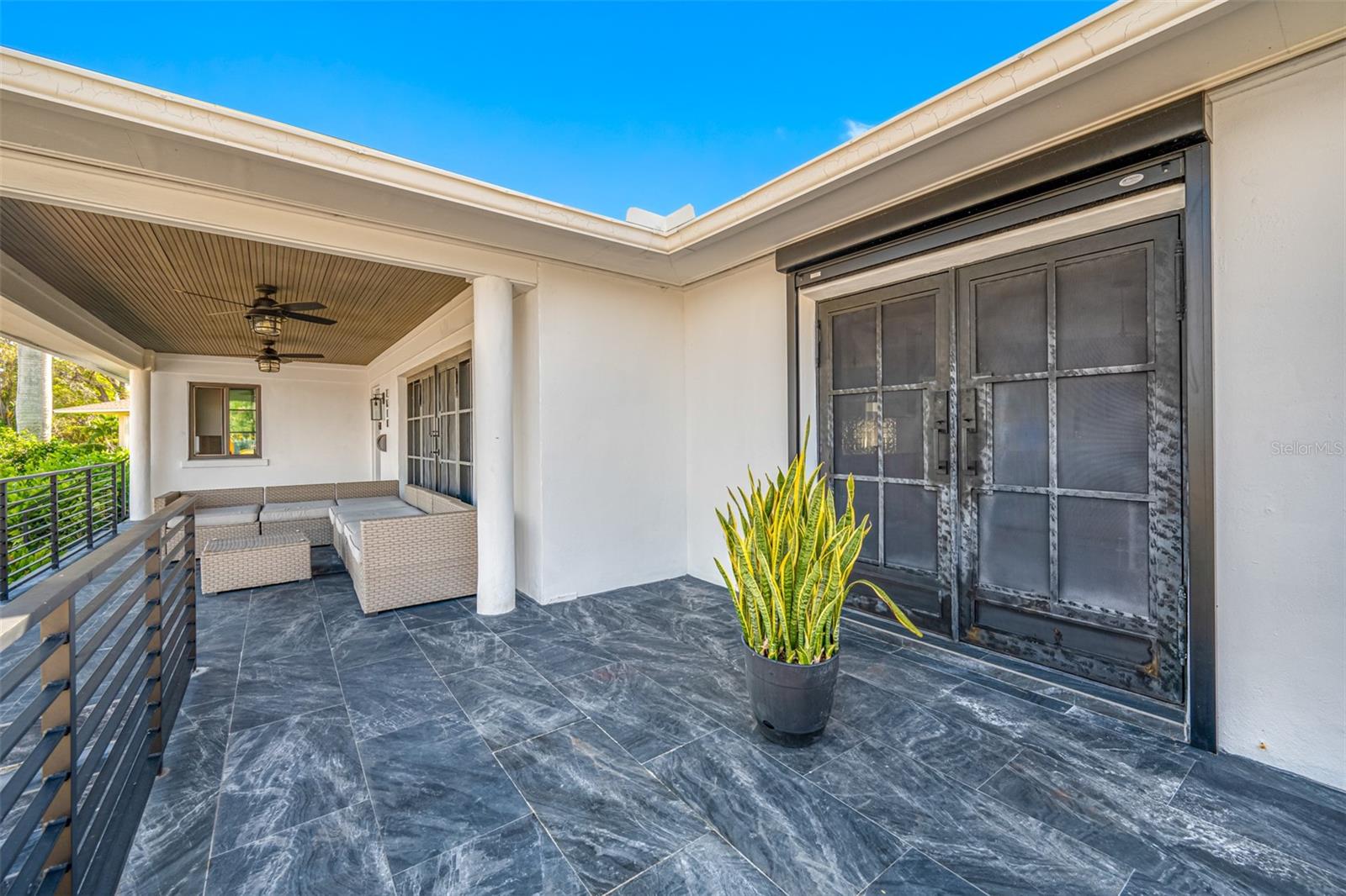 GRANADA TERRACE 2 - Residential