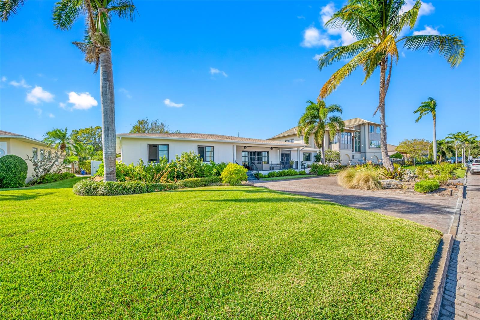 GRANADA TERRACE 2 - Residential