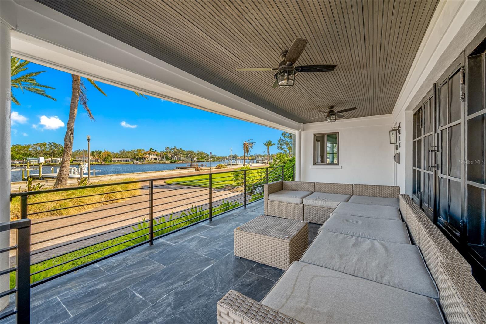 GRANADA TERRACE 2 - Residential