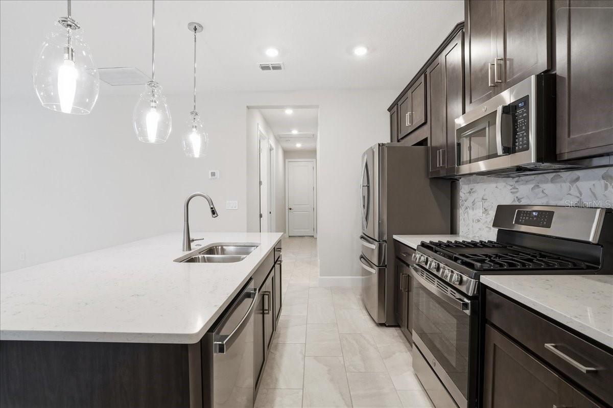 ESPLANADE NORTH AT ARTISAN LAKES SUBPH I - Residential