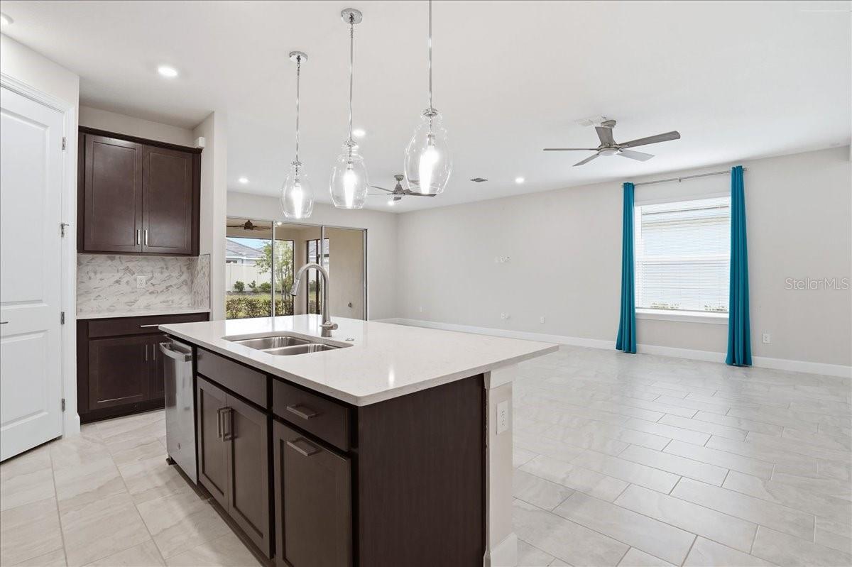 ESPLANADE NORTH AT ARTISAN LAKES SUBPH I - Residential