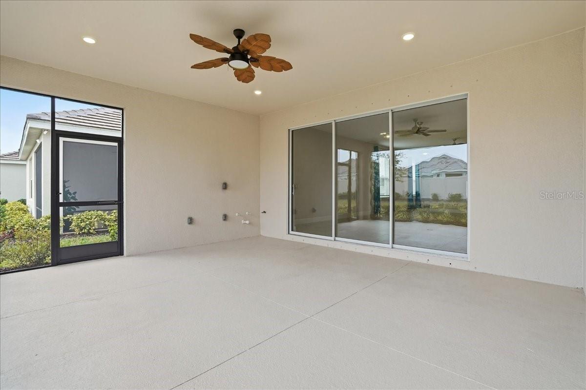 ESPLANADE NORTH AT ARTISAN LAKES SUBPH I - Residential