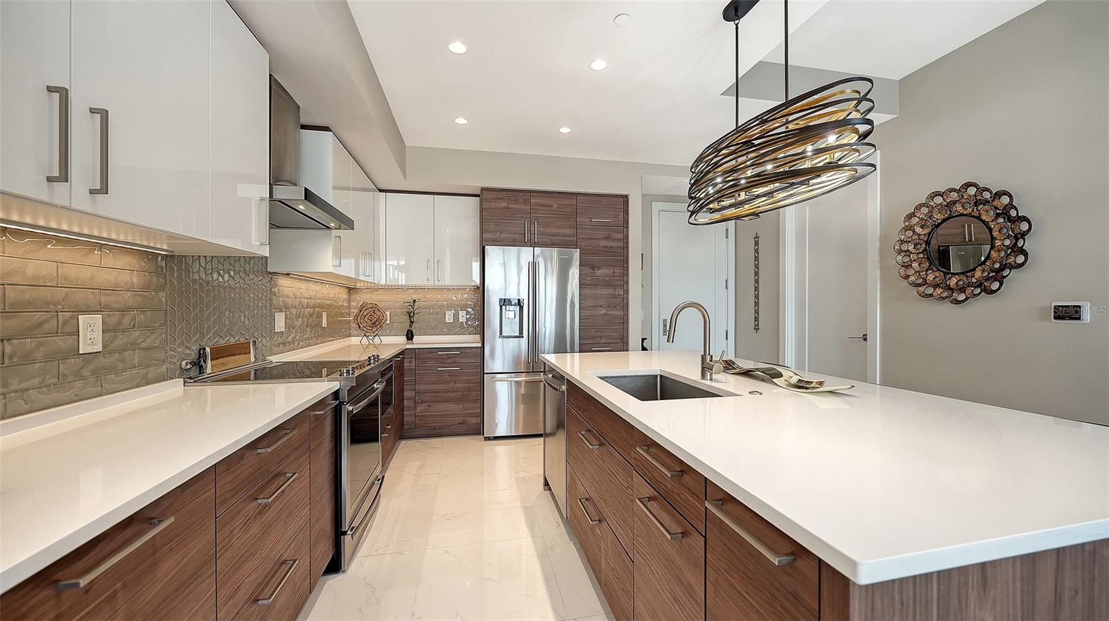 THE MARK - Residential