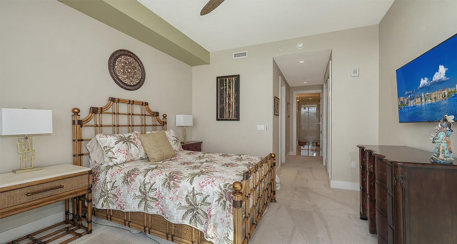 THE MARK - Residential