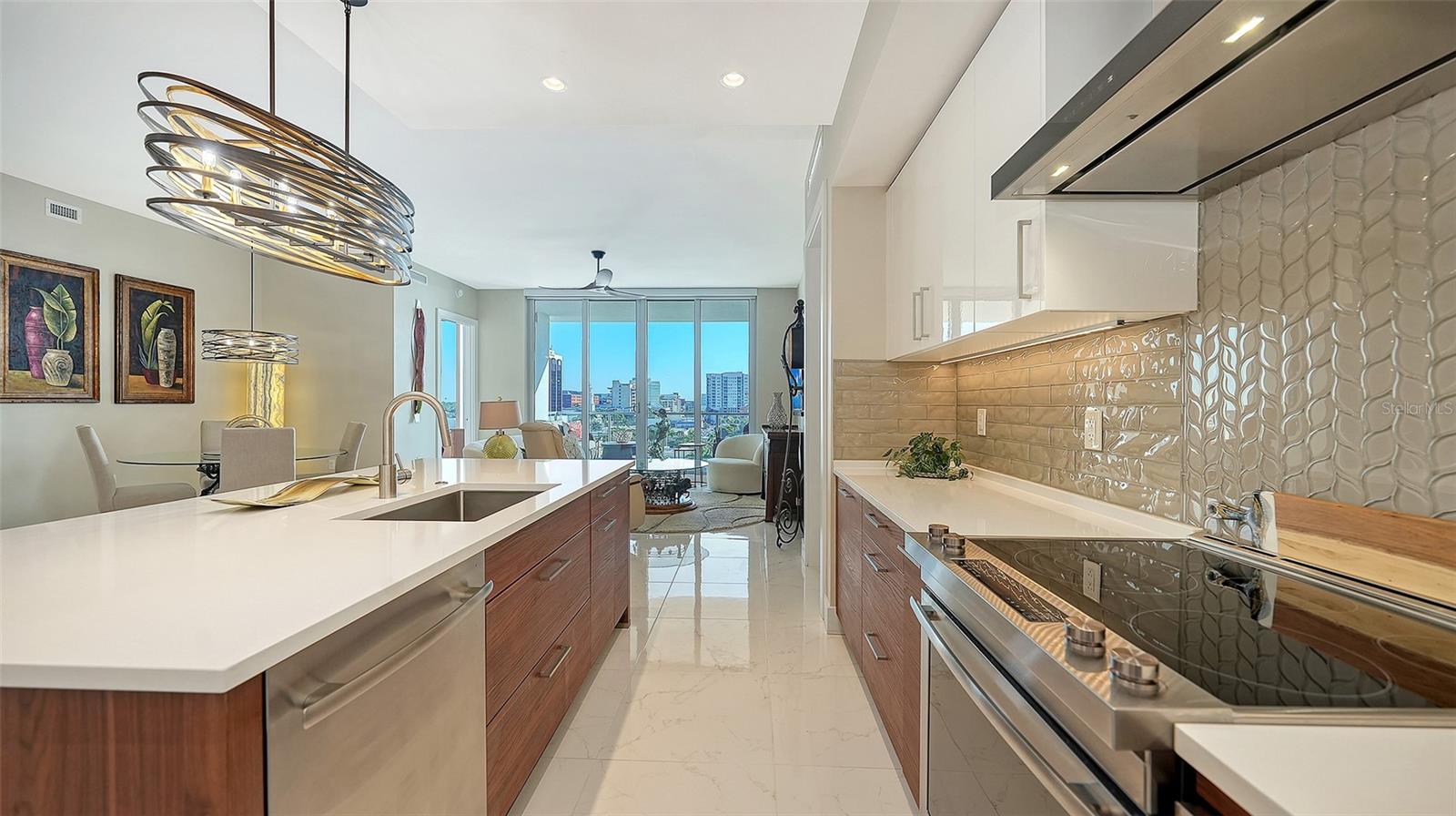 THE MARK - Residential