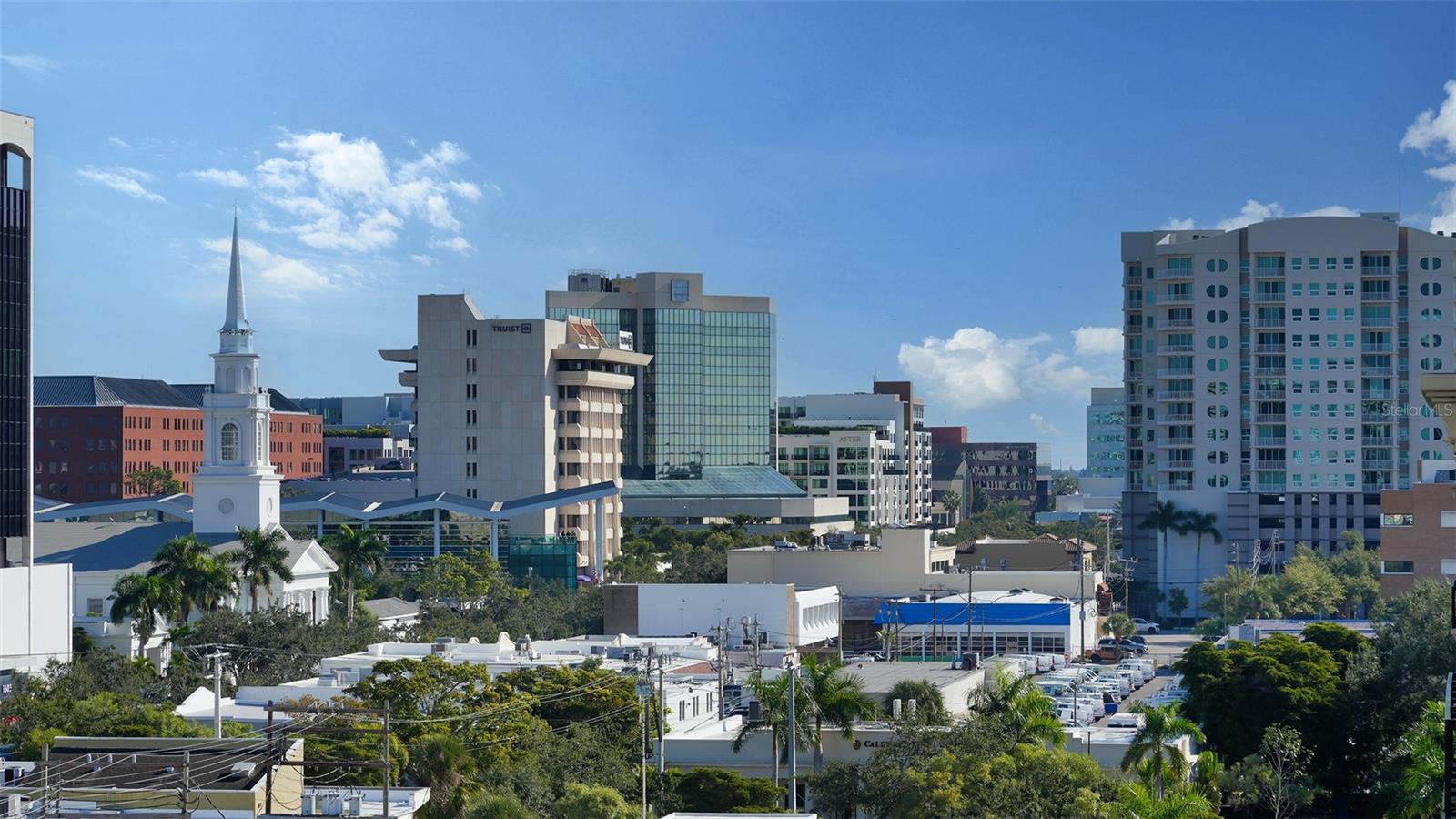 THE MARK - Residential