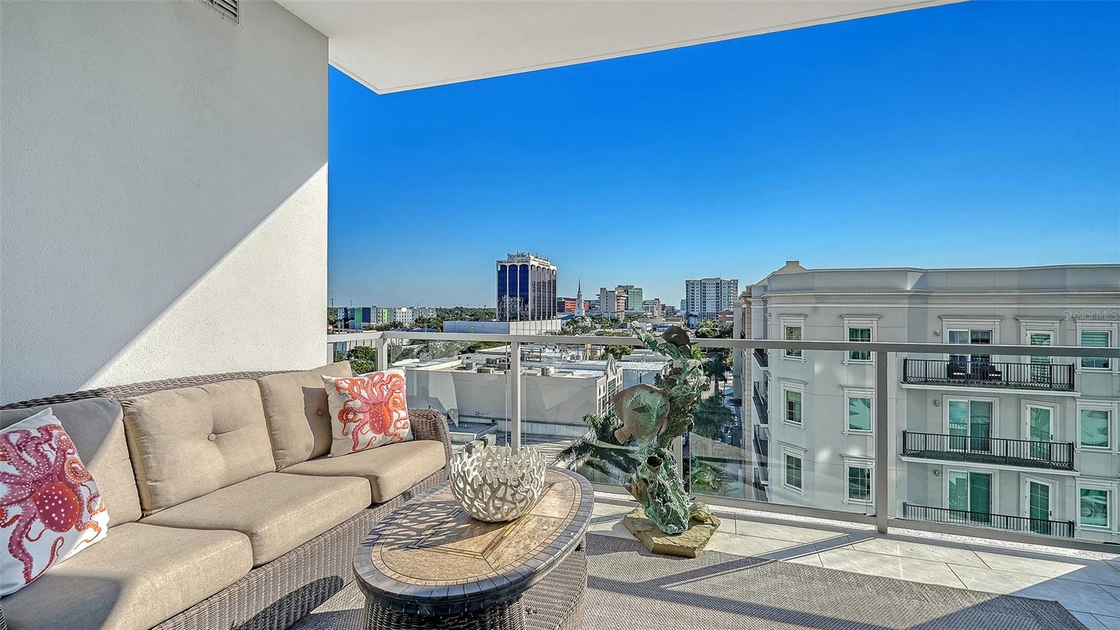 THE MARK - Residential