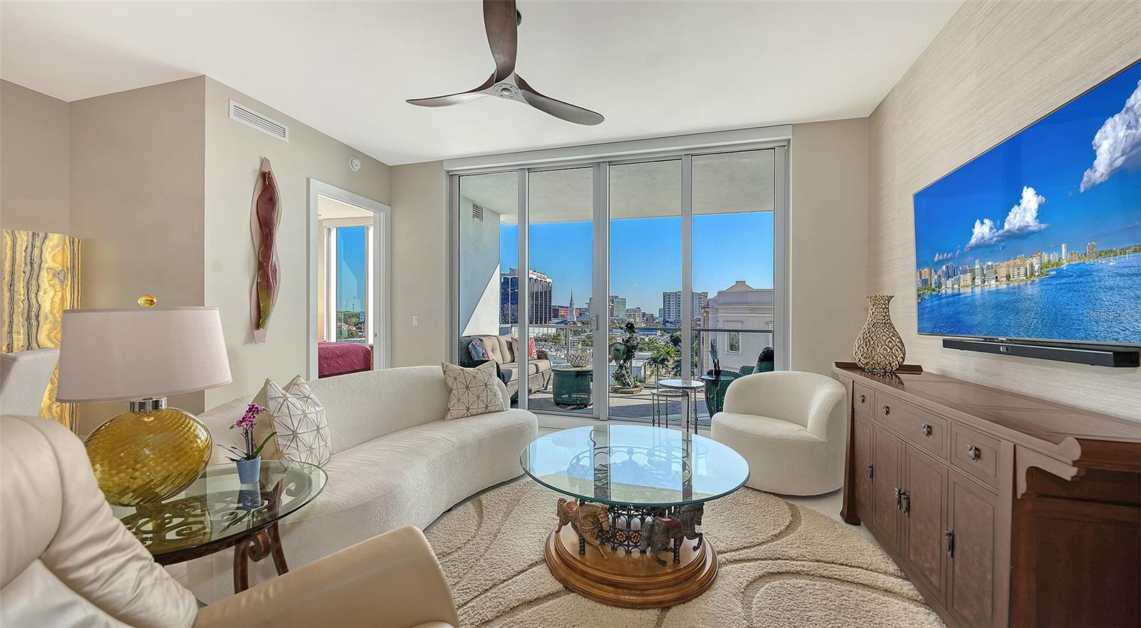 THE MARK - Residential