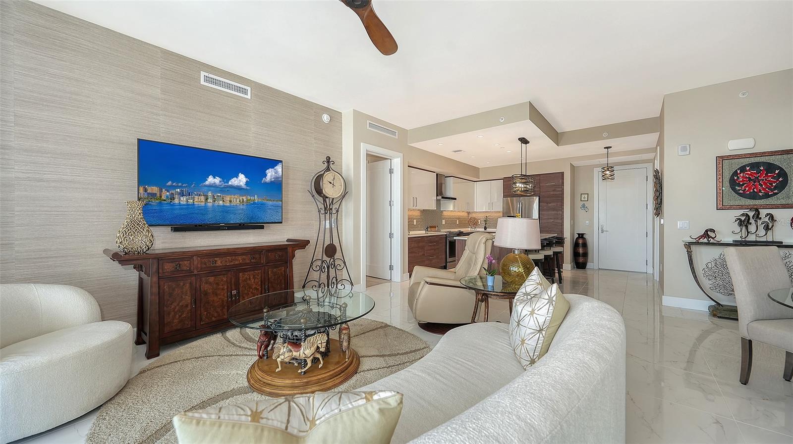 THE MARK - Residential