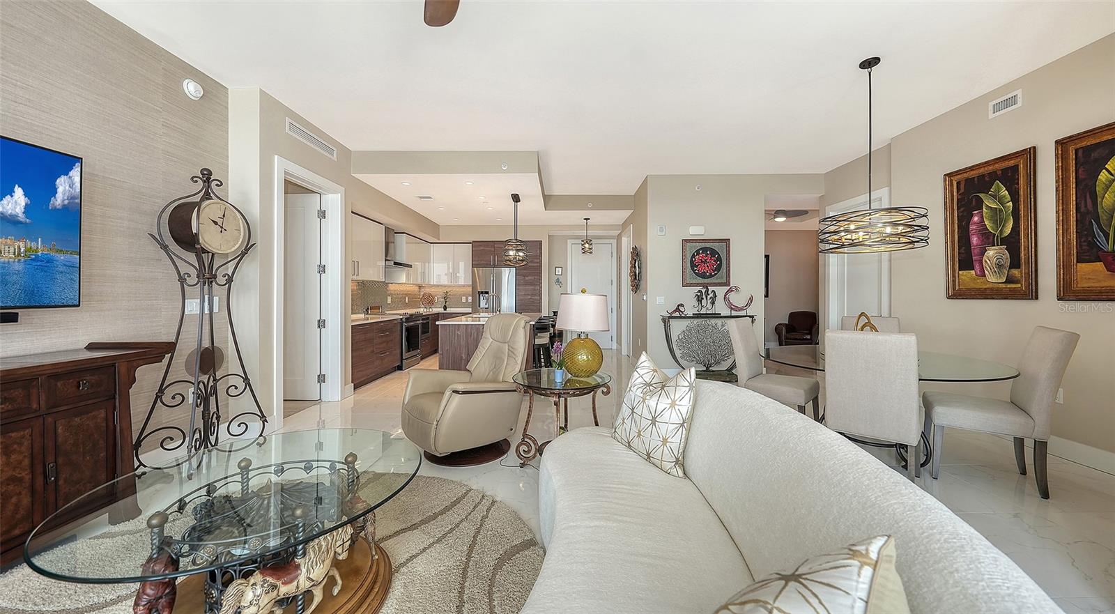 THE MARK - Residential