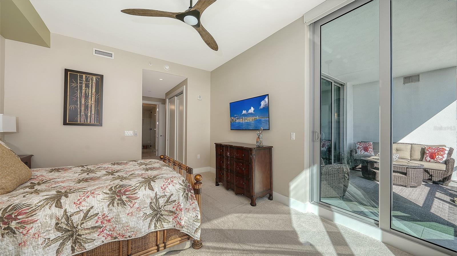 THE MARK - Residential