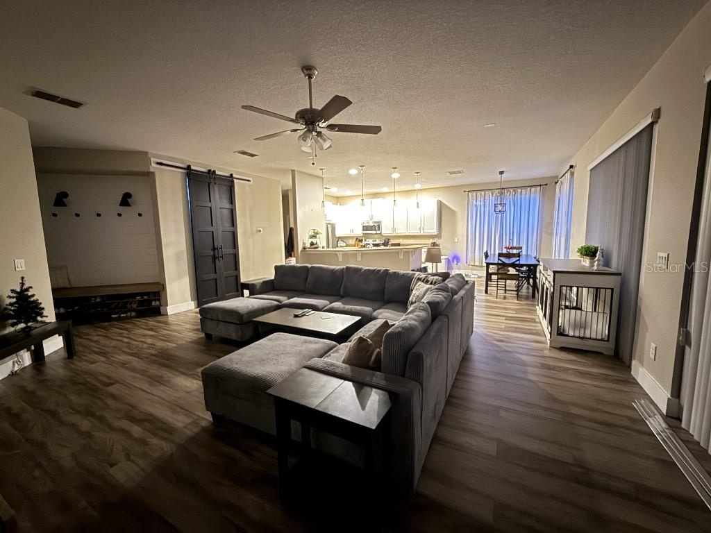 LAKE POINTE - Residential