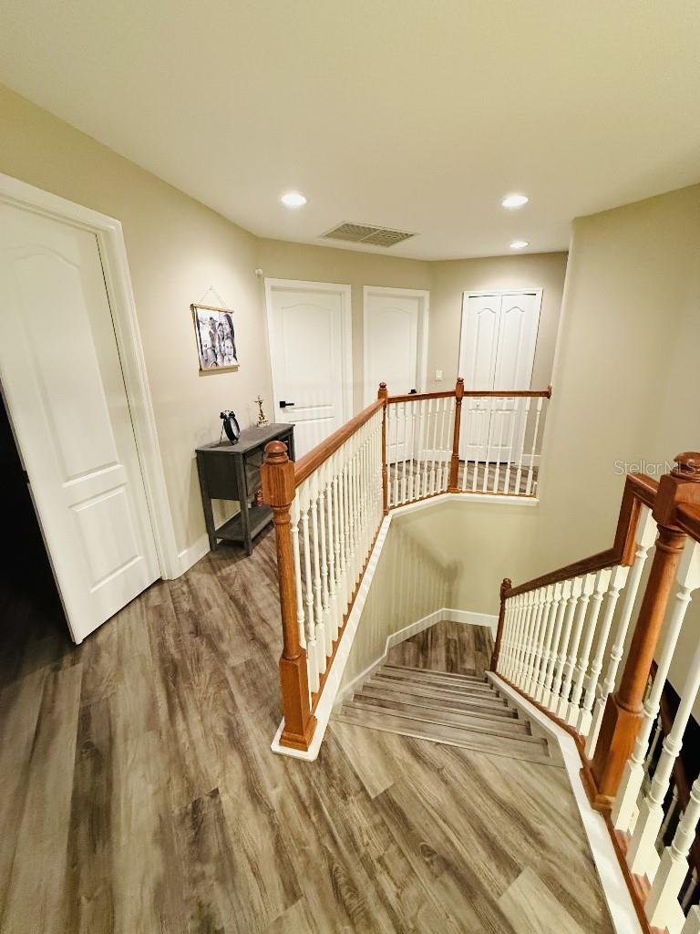 LAKE POINTE - Residential