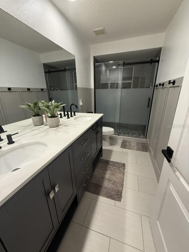 LAKE POINTE - Residential