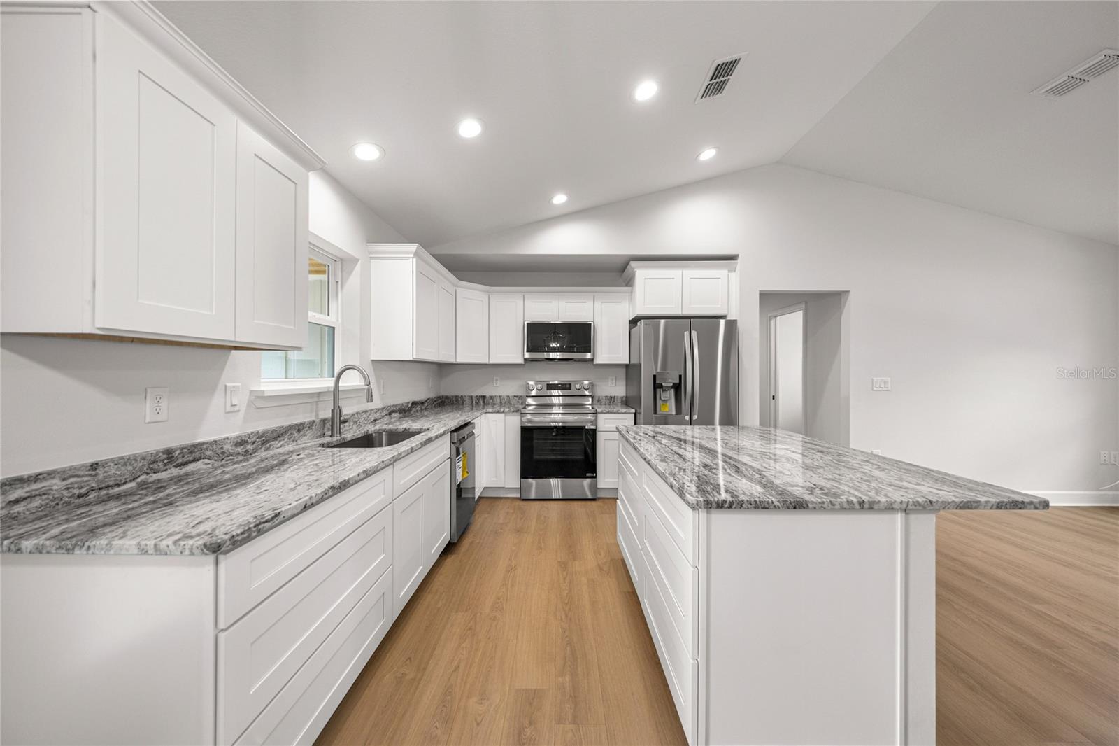 HIBISCUS PARK UN 01 - Residential