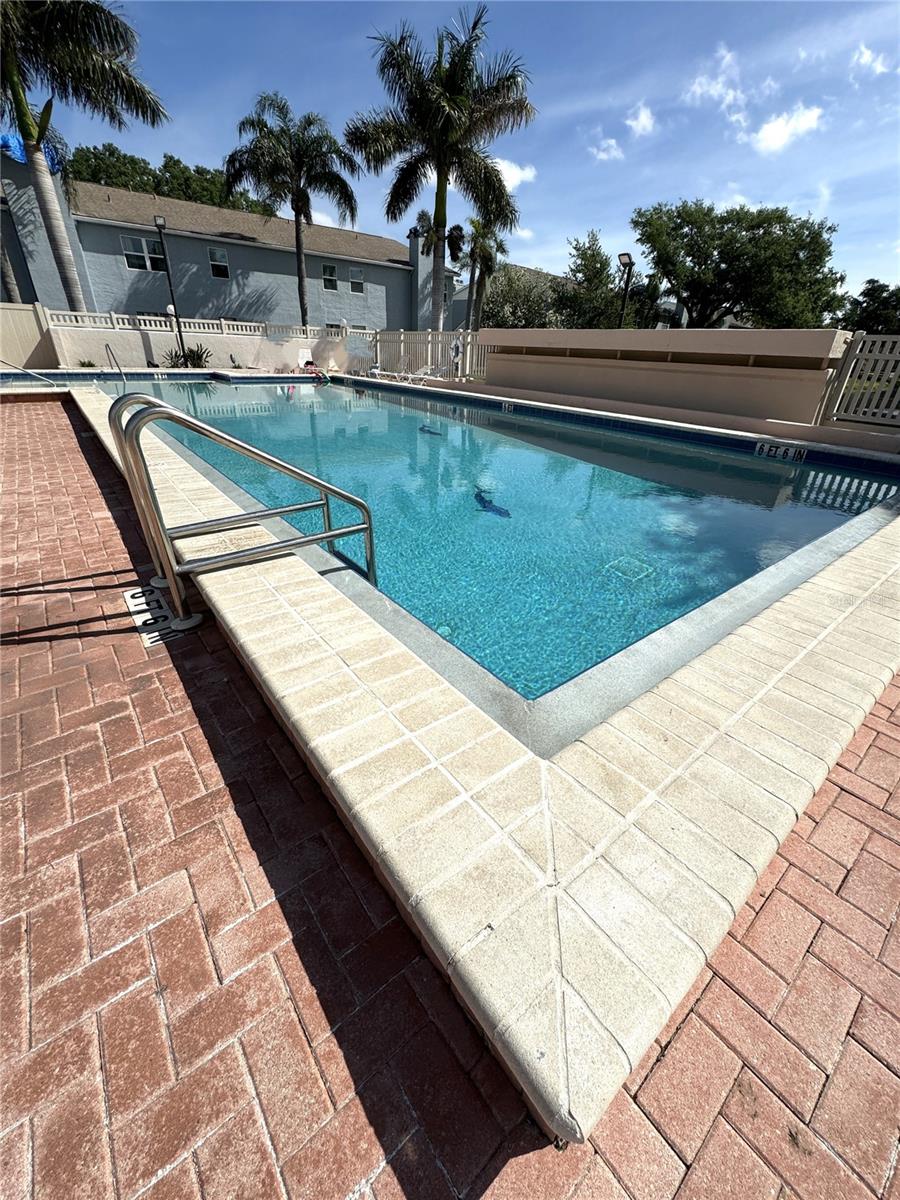 MIRROR LAKE CONDO SEC 2 - Residential