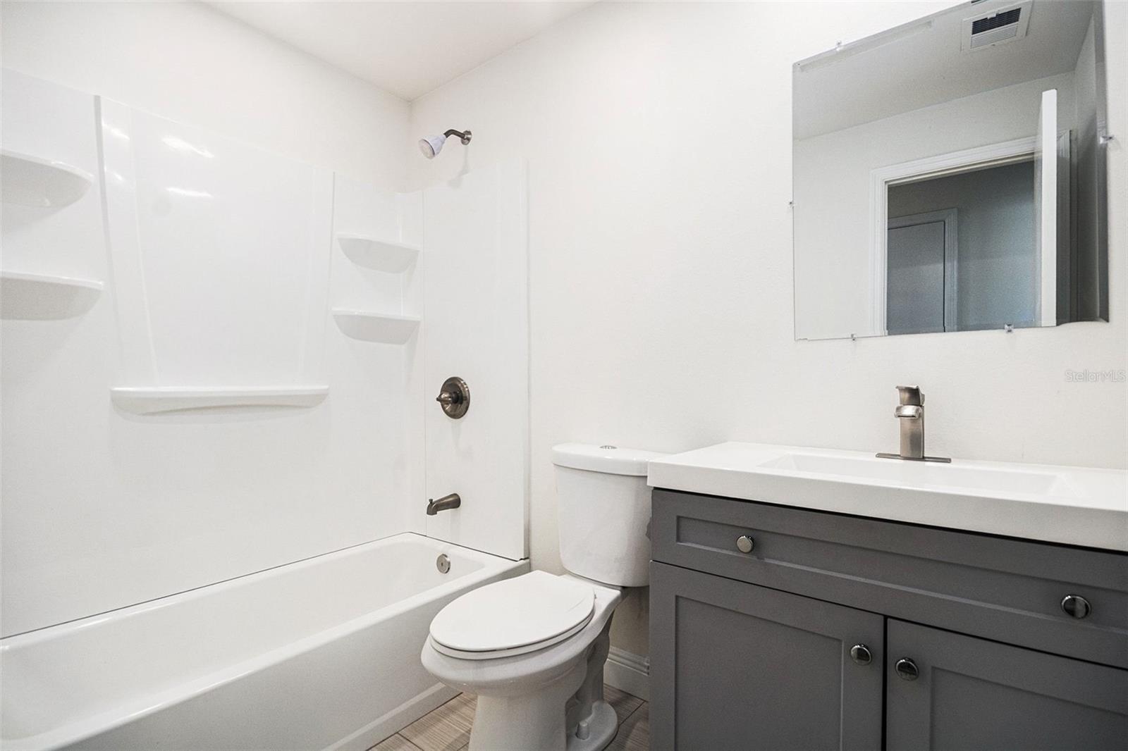 CANDLEWYCK EAST REP 01 - Residential