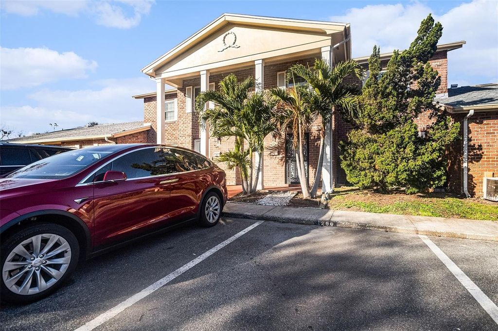 Photo of 1266 Village Way, Orlando, FL 32807 (MLS # O6376682)