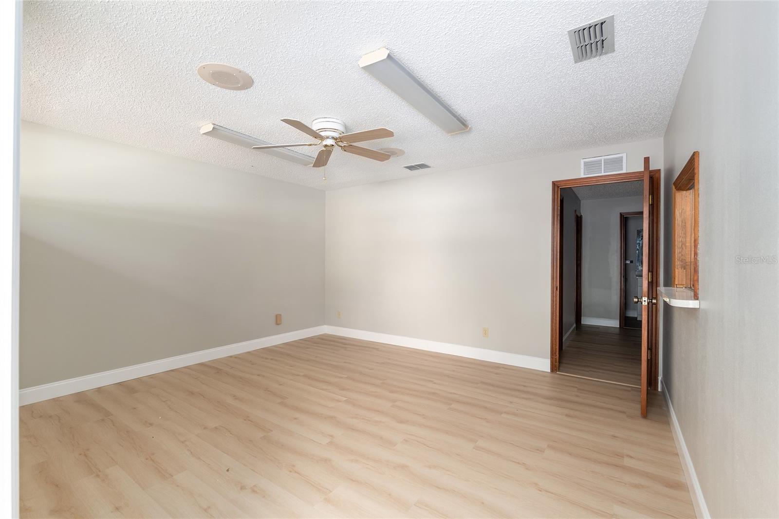 2801 SW COLLEGE ROAD 23
