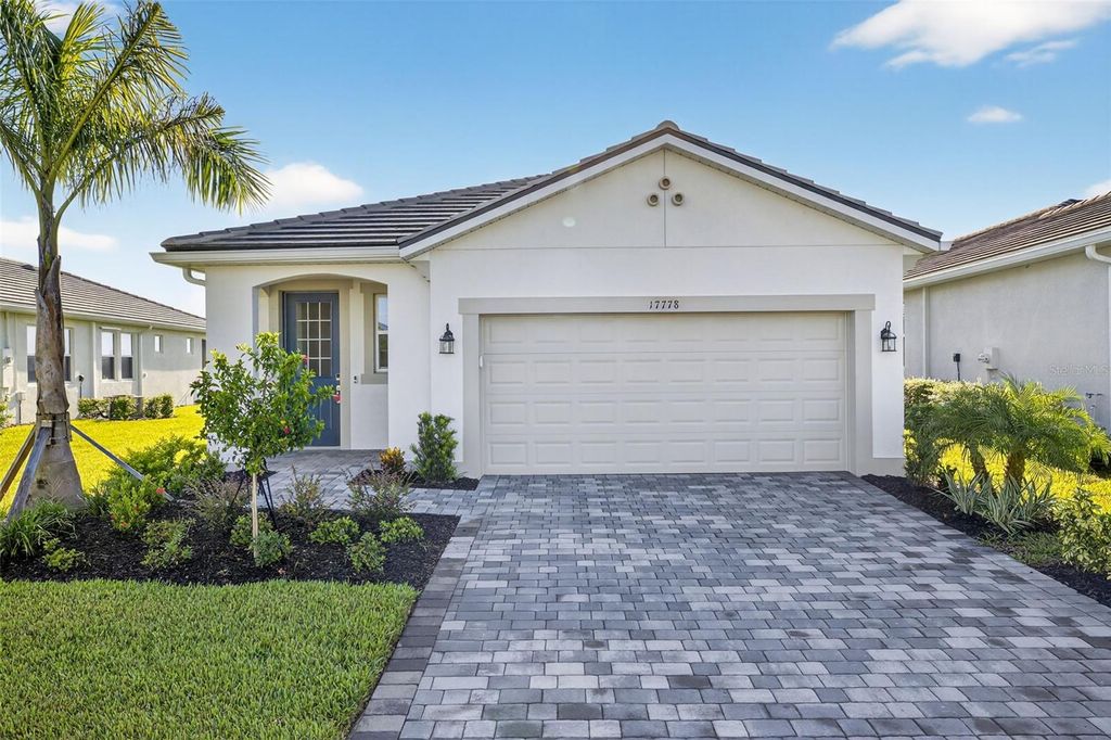 Photo of 17778 Solstice Avenue, Venice, FL 34293 (MLS # TB8327294)