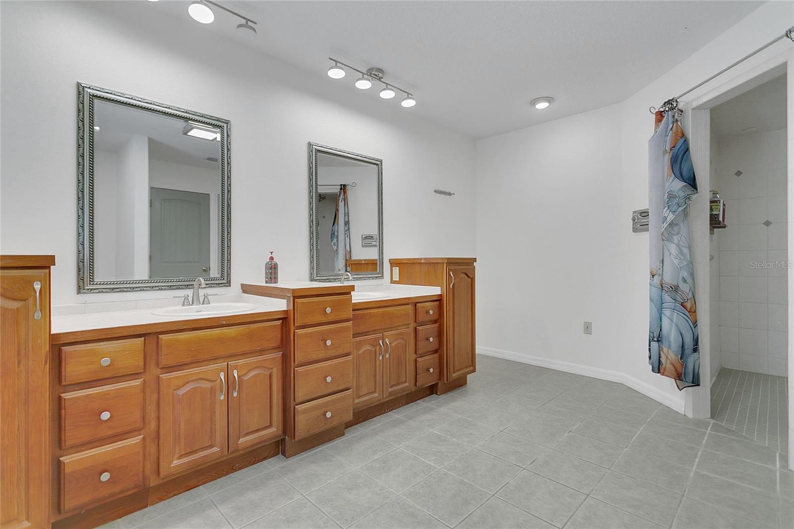 BLUE JORDAN FOREST - Residential