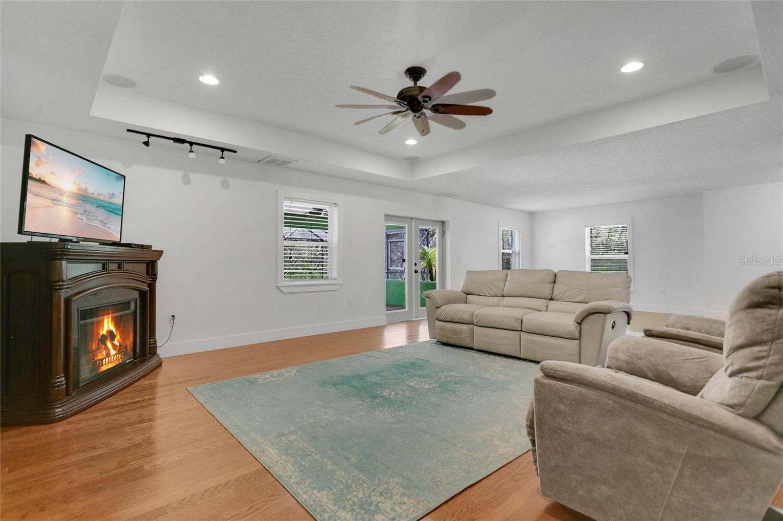 1808 SCRUB JAY TRAIL