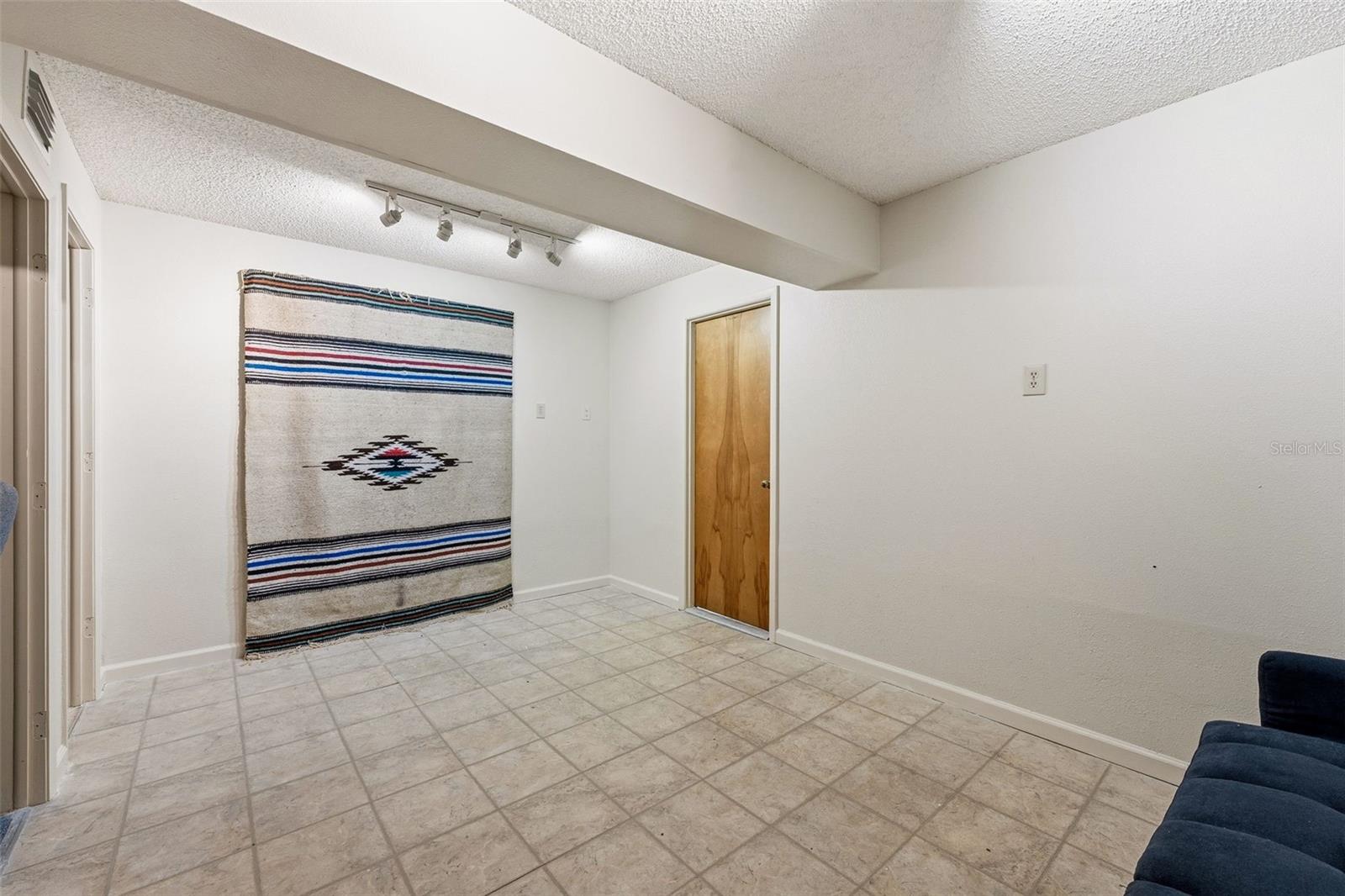 CONEY ISLAND - Residential