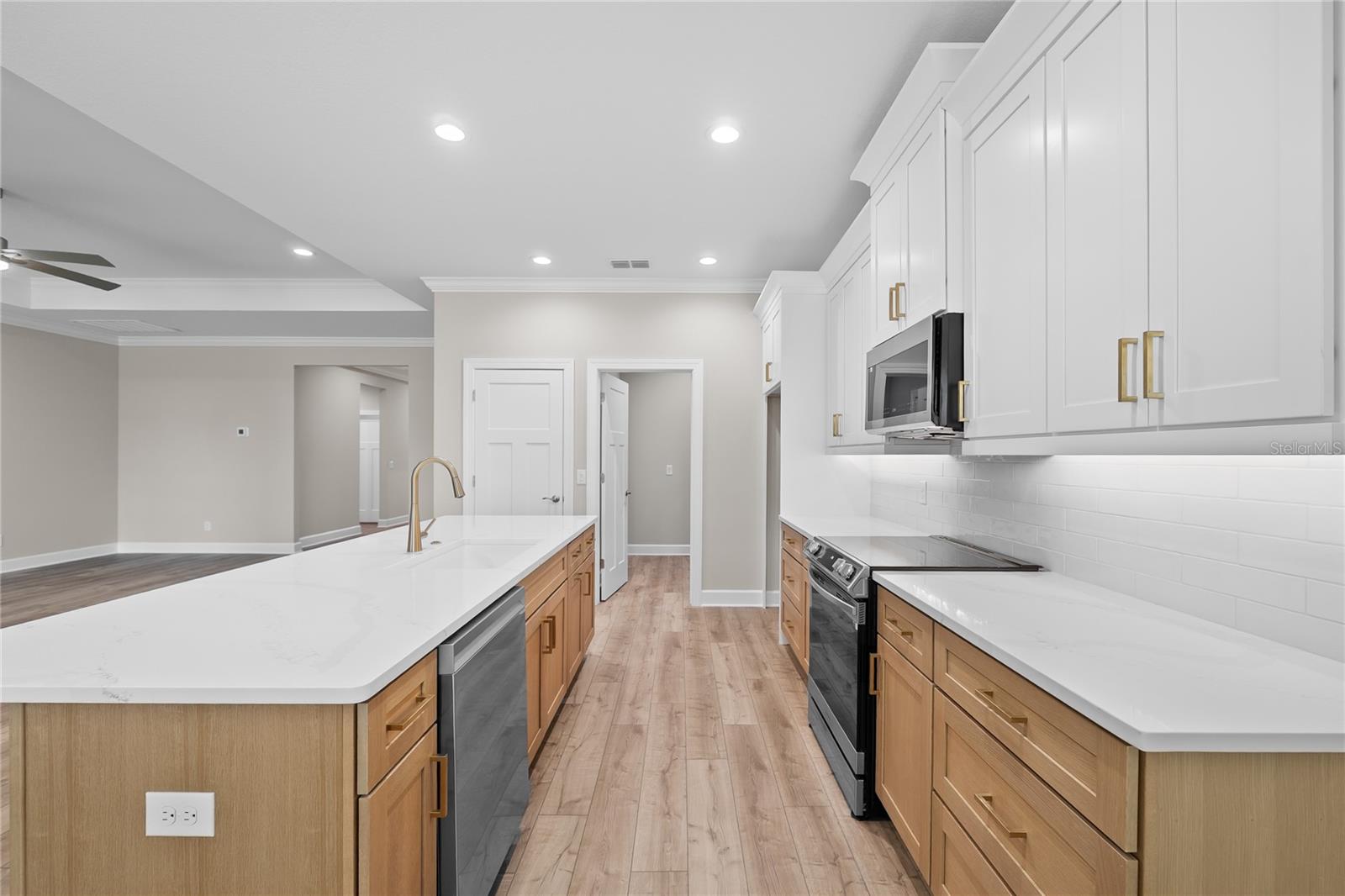 RESERVE AT FAIRWAY OAKS - Residential