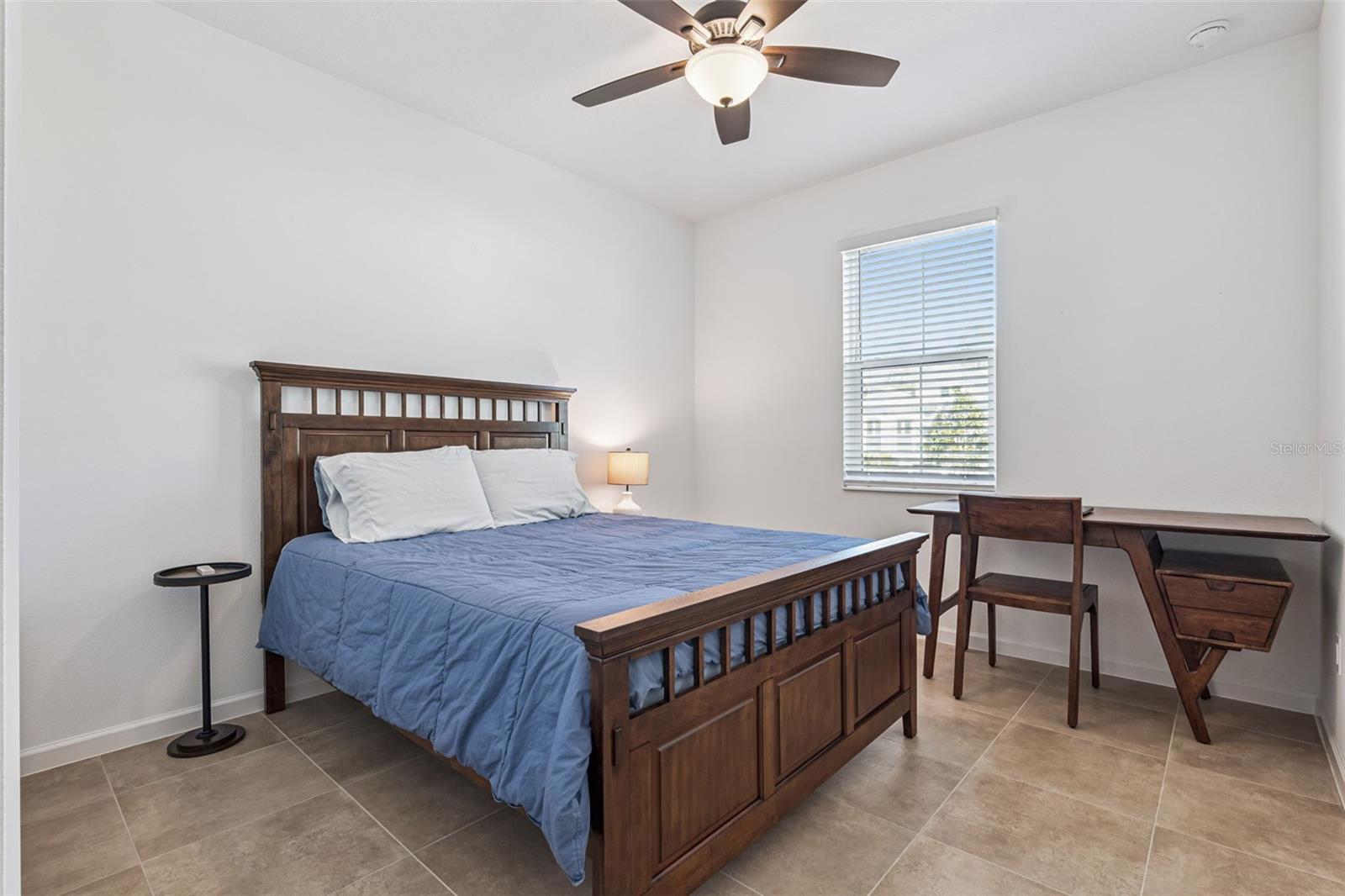 LATITUDE/DAYTONA BEACH CLOAR - Residential